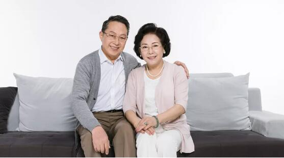 这次回家，，，，，，，，请记得臻藏爸妈的慢时光！
